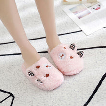 Load image into Gallery viewer, Slippers : Oink