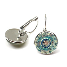 Load image into Gallery viewer, Earrings : Mandala
